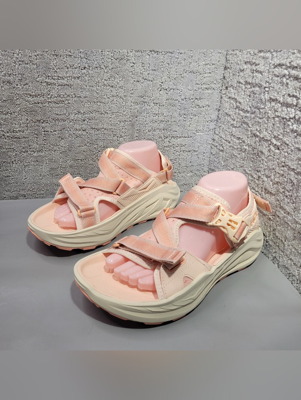 Hoka One One Infini Hike TC Women's Size US 9.5 B Dawn Light / Vanilla Sandals - Picture 8 of 16